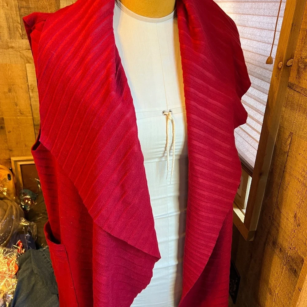 WOMENS LADIES LEMODA RED VEST CAPE JACKET XL-XXL NWOT - Picture 4 of 6